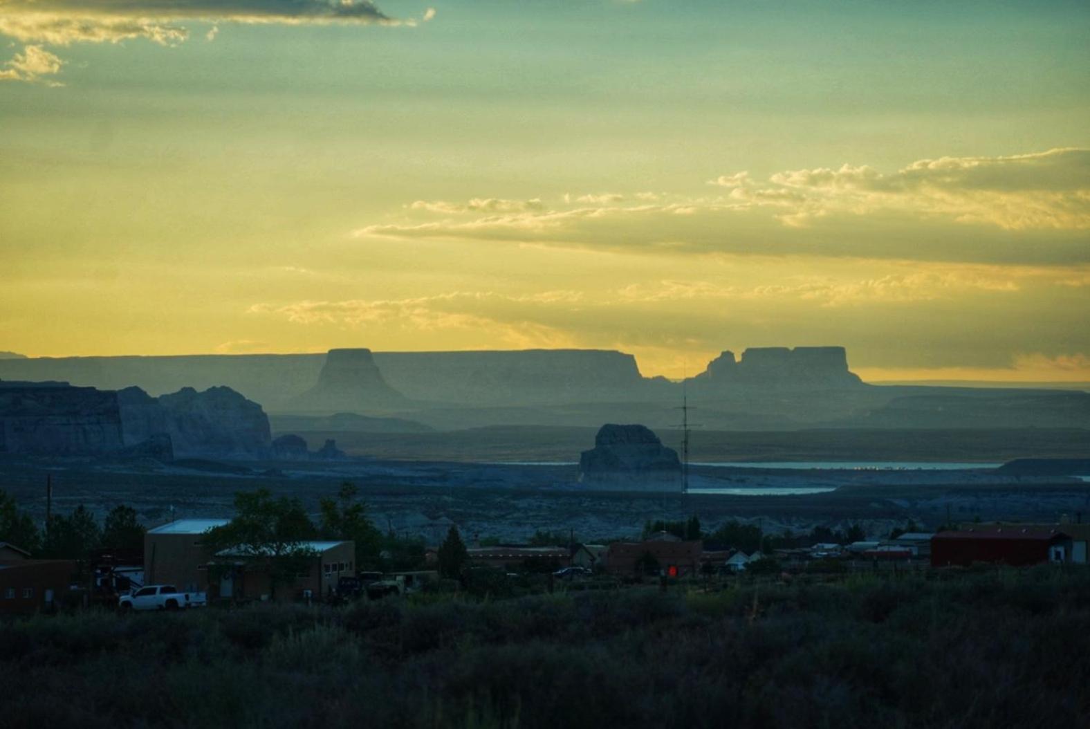 Lake Powell Sunrise Villa By Antelope Canyon Big Water Bagian luar foto